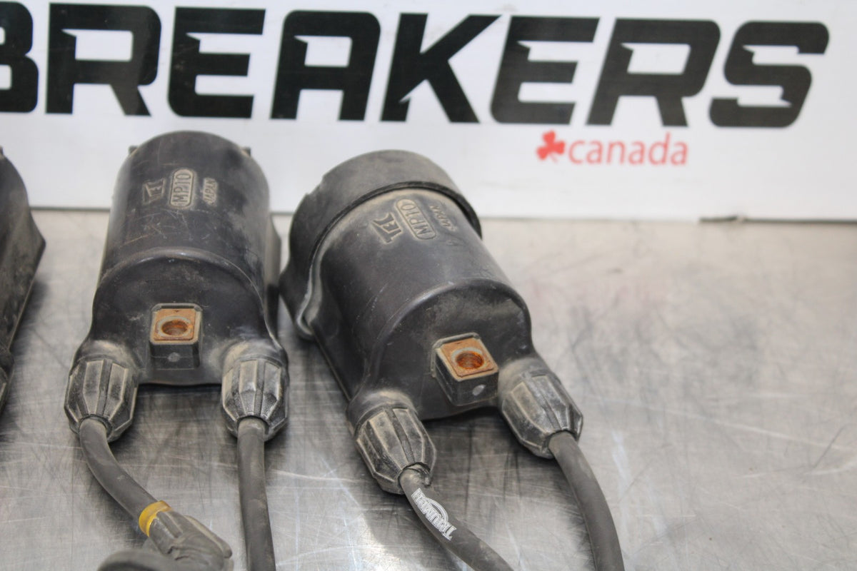05 TRIUMPH ROCKET III IGNITION COILS BB186