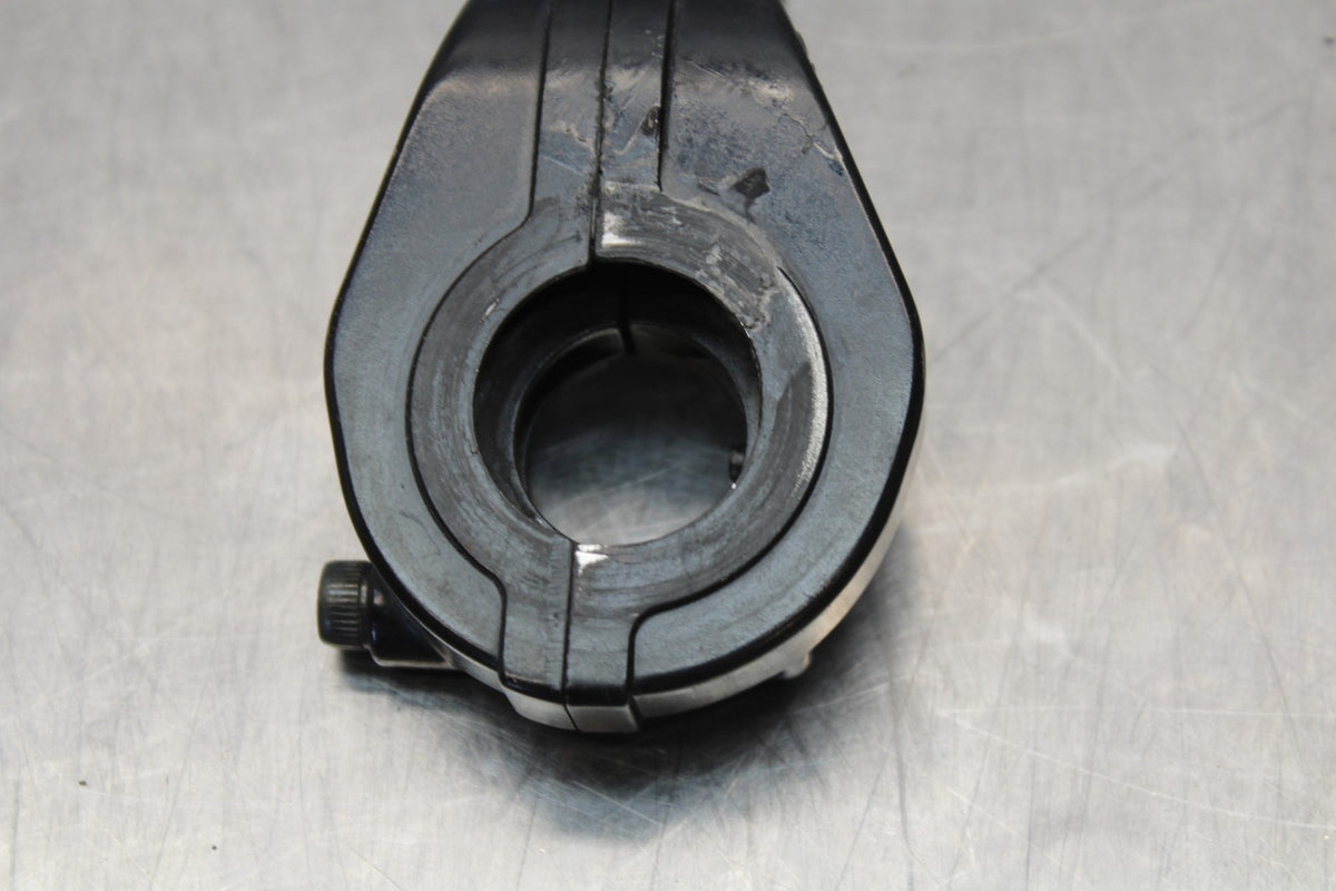 04-05 YAMAHA YZF R1 THROTTLE CABLE LINE HOUSING GUIDE BB173
