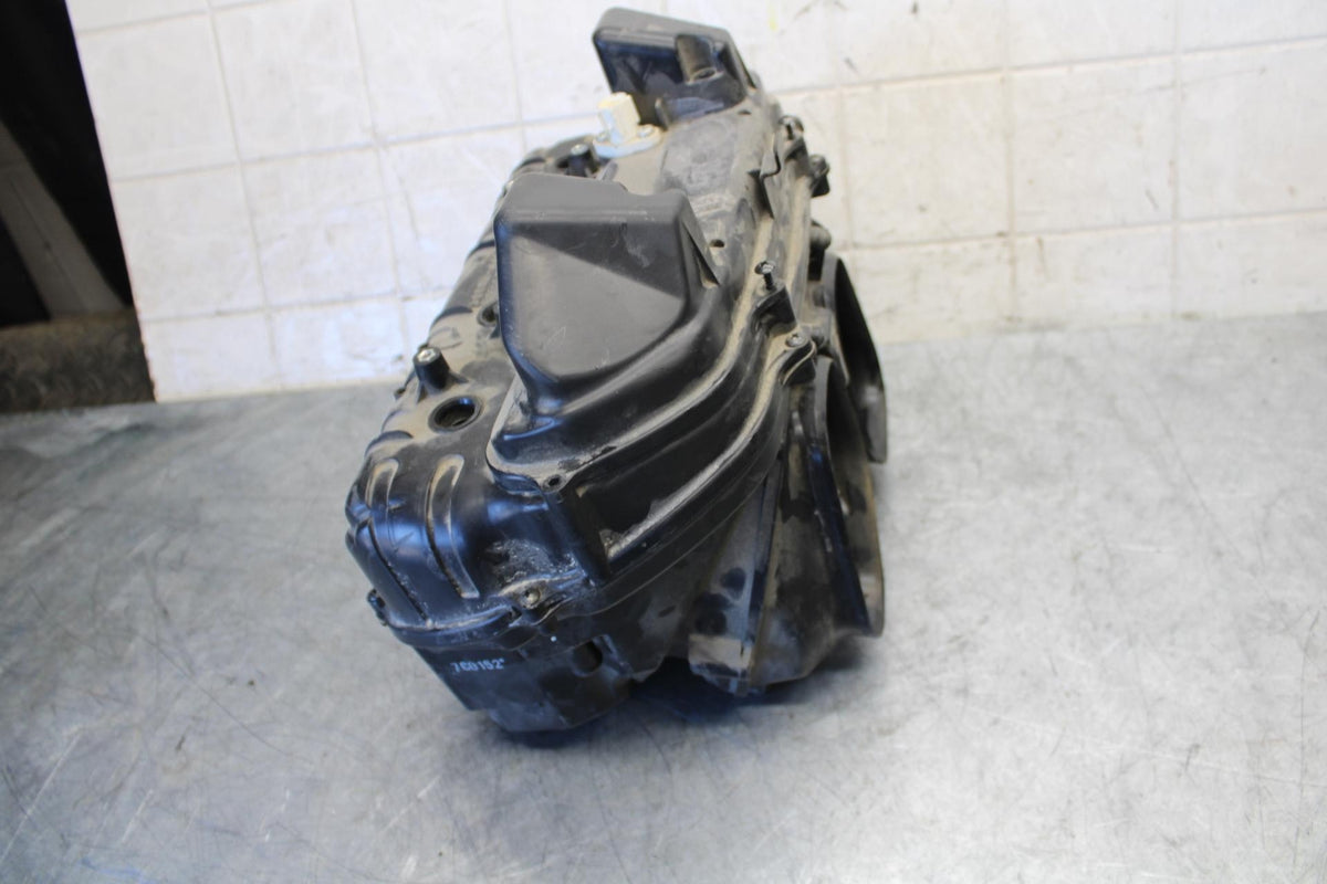 2007 Honda CBR600RR AIRBOX INTAKE FILTER BOX 17220-MFJ-D00 17240-MFJ-D00 BB536