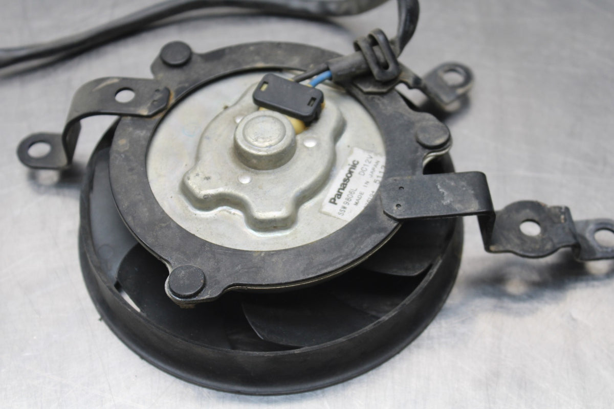 05 YAMAHA YZF R6 RIGHT ENGINE RADIATOR COOLING FAN MOTOR BB858
