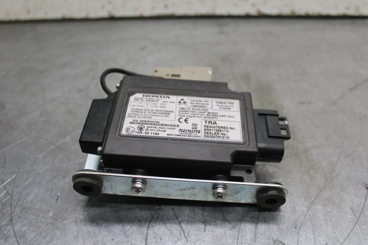 14 HONDA CTX1300A RADIO STEREO CONTROL UNIT BB732