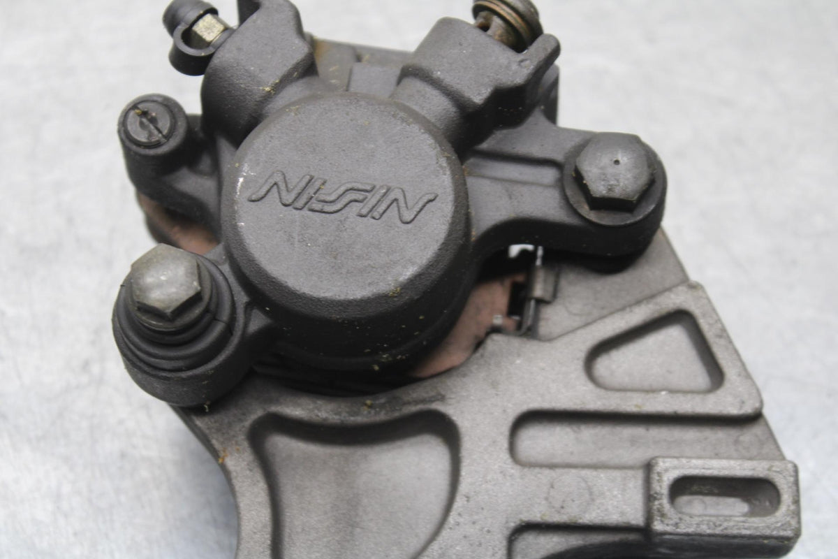 05 YAMAHA YZF R6S REAR BACK BRAKE CALIPER W MOUNT BRACKET BB95
