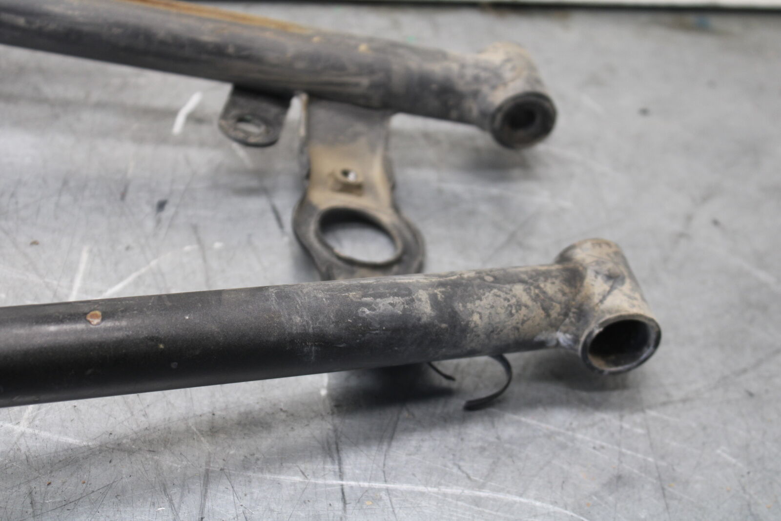 08-18 KAWASAKI KLR650 REAR SUBFRAME BACK SUB FRAME BB707