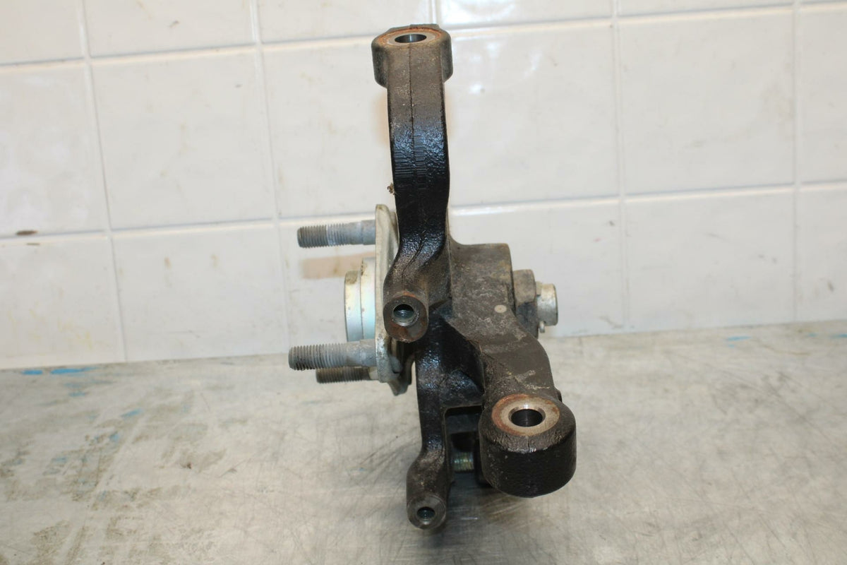 10-12 CAN AM SPYDER RT FRONT LEFT WHEEL SPINDLE KNUCKLE BB415