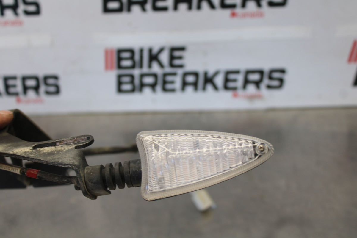 24 APRILIA TUONO V4 1100 FACTORY ABS FENDER ELIMINATOR PLATE BRACKET BB887