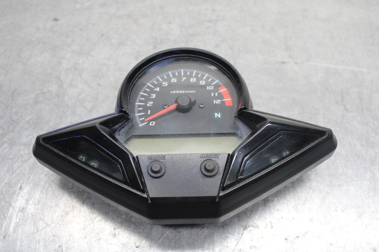 15-19 HONDA CBR300R SPEEDO TACH GAUGES CLUSTER SPEEDOMETER TACHOMETER  BB112  