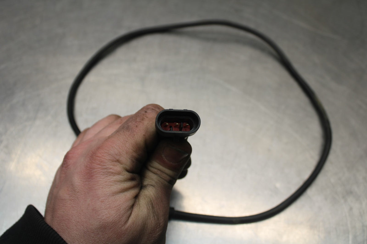 02 DUCATI MONSTER 620 REAR ABS BRAKE SENSOR BB851