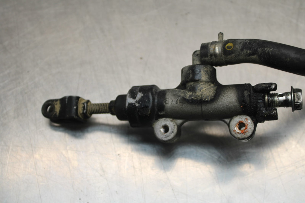 08-09 SUZUKI GSXR750 REAR BACK BRAKE MASTER CYLINDER W RESERVOIR BB854