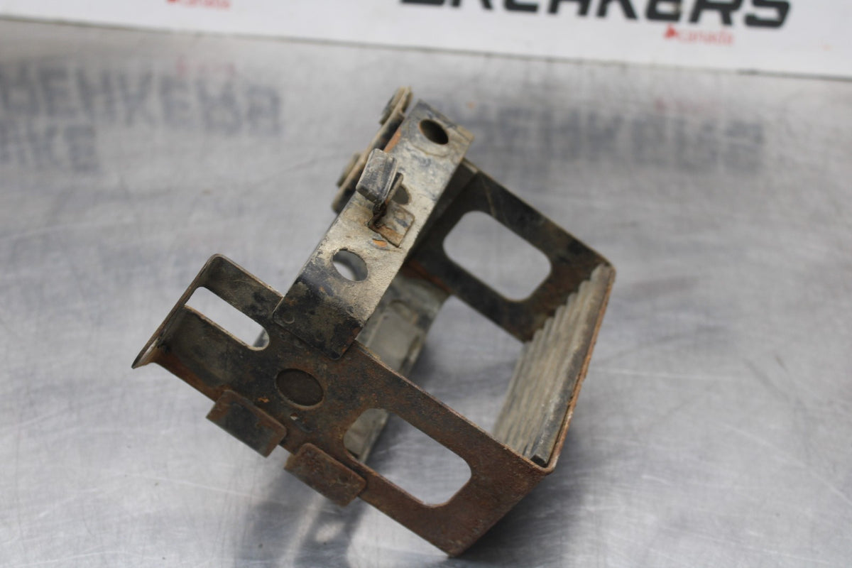 78-79 SUZUKI GS1000 BATTERY TRAY BOX BB787