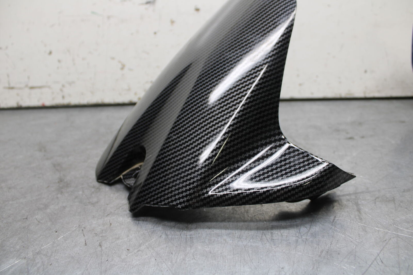 08-10 SUZUKI GSXR 600 AFTERMARKET REAR BACK WHEEL TIRE HUGGER FENDER  BB721
