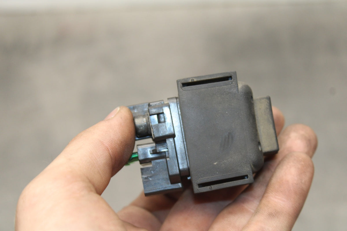 08 KAWASAKI NINJA ZX10R ENGINE STARTER RELAY STARTING MOTOR SWITCH BB902