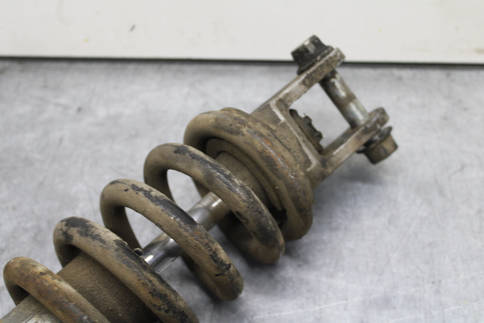 93-94 KAWASAKI NINJA ZX7R REAR BACK SHOCK ABSORBER SUSPENSION BB124