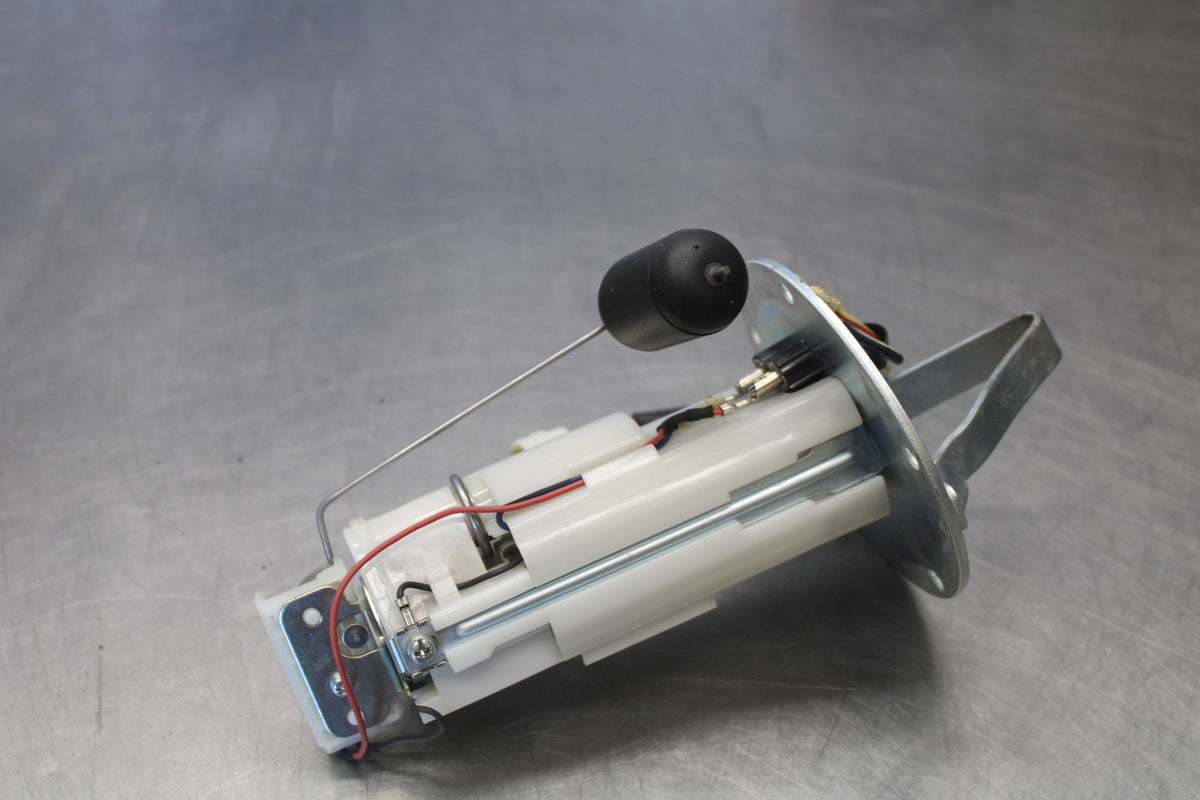 07-16 SUZUKI GSXR1000 FUEL PUMP GAS PETROL SENDER UNIT BB439