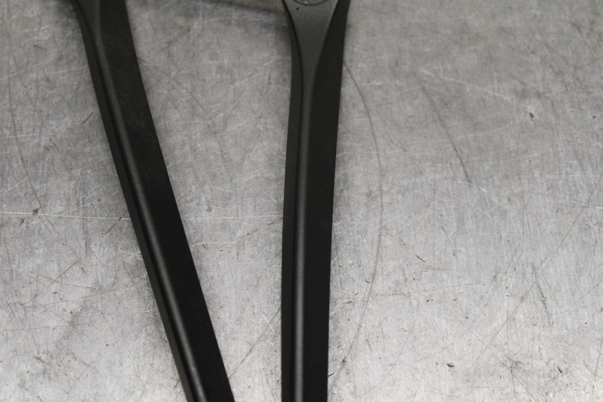 19-23 KAWASAKI NINJA ZX6R LEFT REAR BACK PASSENGER PEG BB749