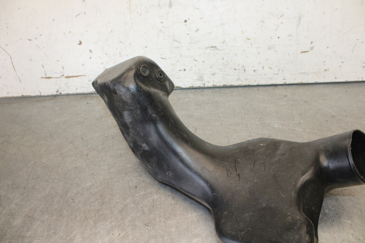 08-09 YAMAHA YZF R6S RIGHT RAM AIR INTAKE DUCT TUBE  BB690