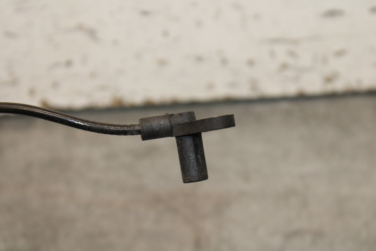 19-22 KAWASAKI Z400 FRONT ABS BRAKE SENSOR BB738