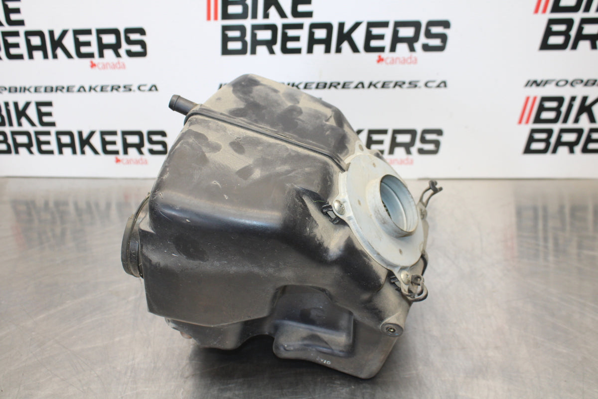04-09 SUZUKI GS500F AIRBOX AIR INTAKE FILTER BOX BB165