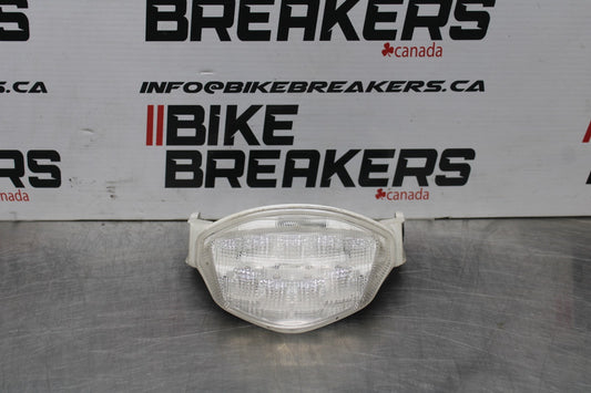 05-06 SUZUKI GSXR1000 REAR TAIL TAILLIGHT BACK BRAKE LIGHT BB857