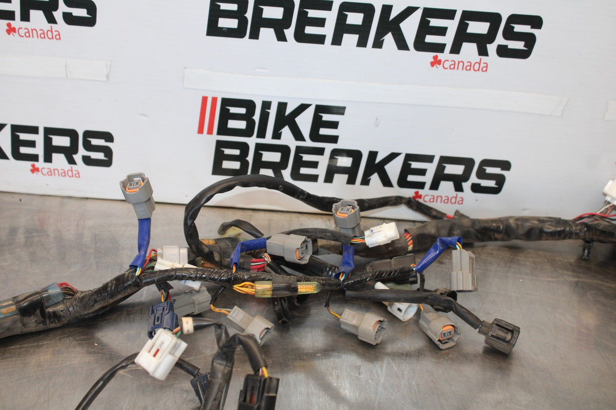 18 SUZUKI GSXR750 MAIN ENGINE WIRING HARNESS MOTOR WIRE LOOM BB891
