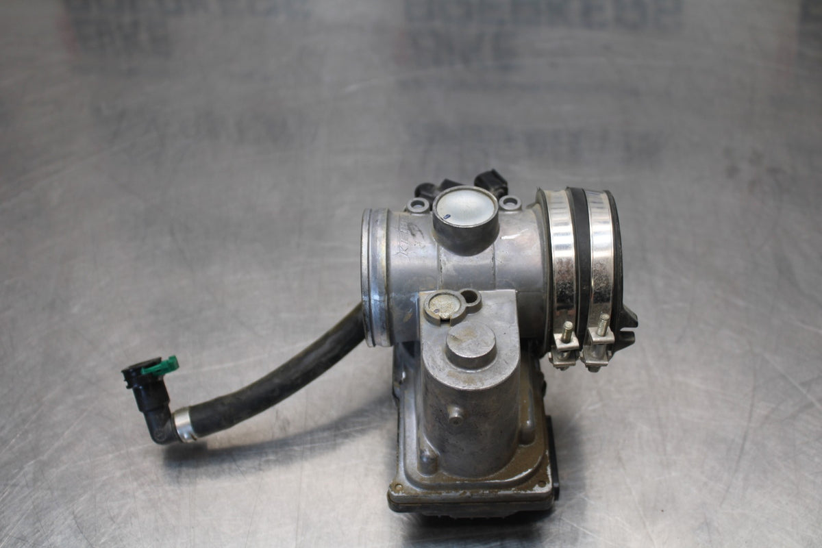 18-22 HUSQVARNA VITPILEN 701 MAIN FUEL INJECTORS / THROTTLE BODIES BB198