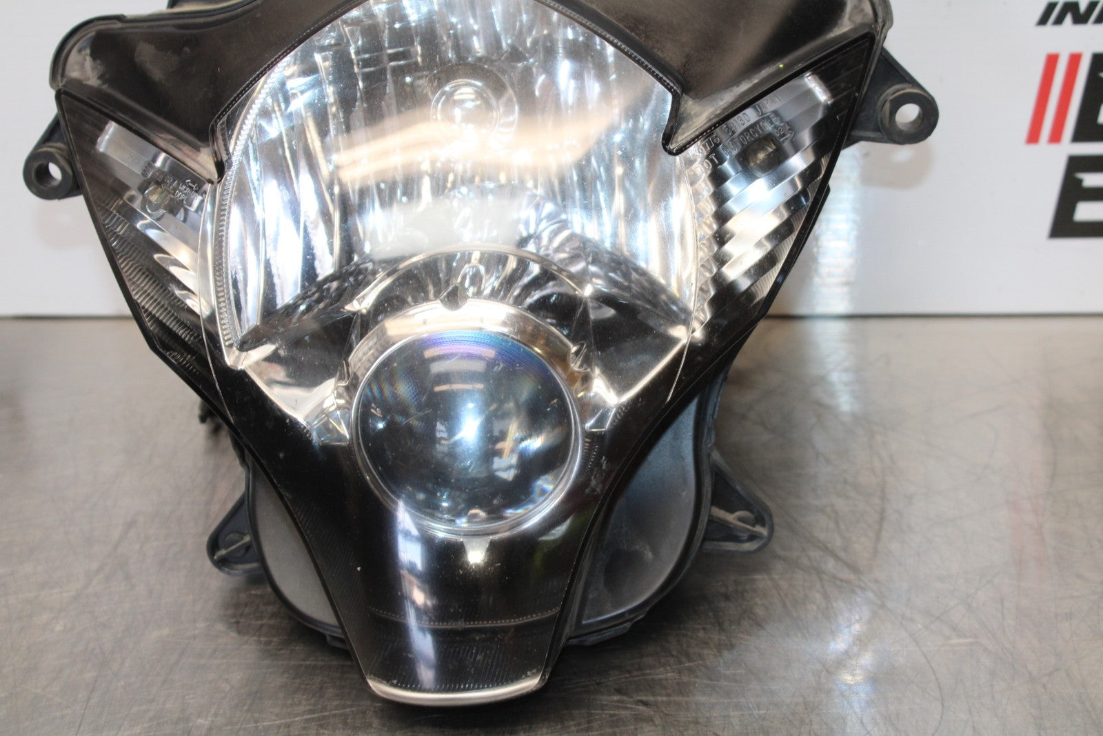 06-07 SUZUKI GSXR 600 FRONT HEADLIGHT HEAD LIGHT LAMP BB170