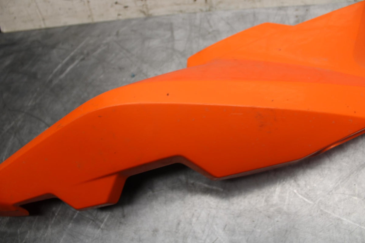 22 KTM 890 ADVENTURE   ORANGE RIGHT REAR BACK TAIL FAIRING COWL SHROUD BB514