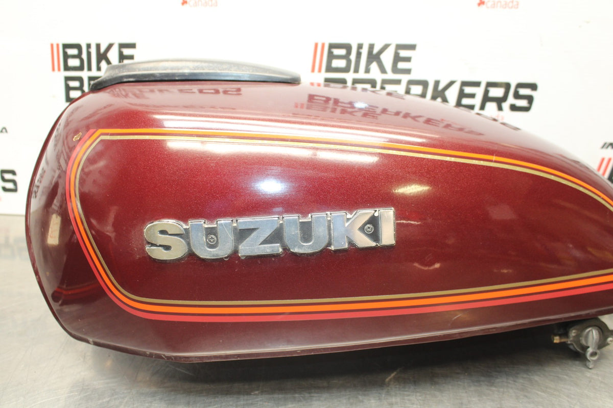 77 SUZUKI GS750 GAS TANK SIDE TAIL COWL COVER 44110-45000-13L BB779