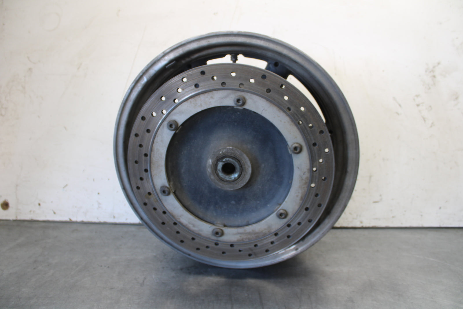 05-06 YAMAHA ROYAL STAR REAR WHEEL BACK RIM  BB697