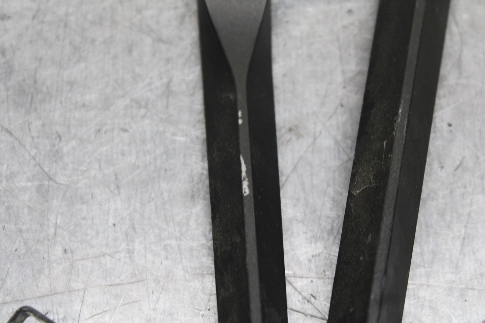 12-13 KAWASAKI Z1000 REAR BACK PASSENGER PEG SET PAIR BB743