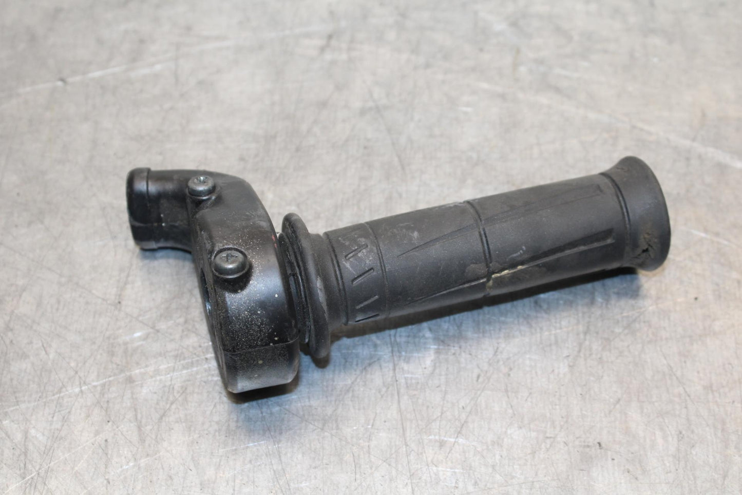 09-12 KAWASAKI NINJA ZX6R ZX600R RIGHT THROTTLE GRIP 46019-0020 BB617