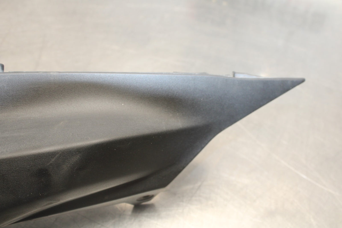 22-25 YAMAHA YZF R7 LEFT REAR BACK TAIL INNER FAIRING COWL SHROUD BB850