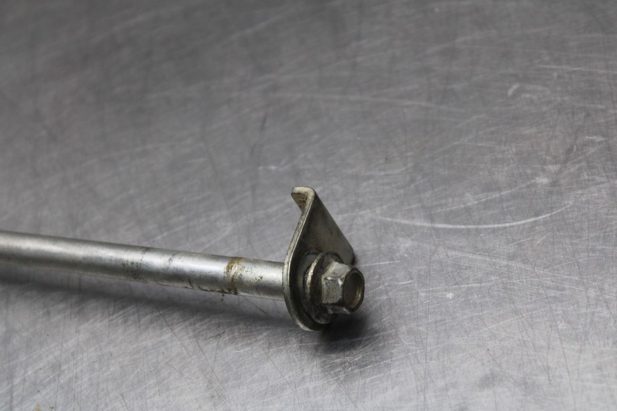 08 HONDA CBR125R REAR AXLE BACK WHEEL RIM PIVOT BOLT AXEL BB804
