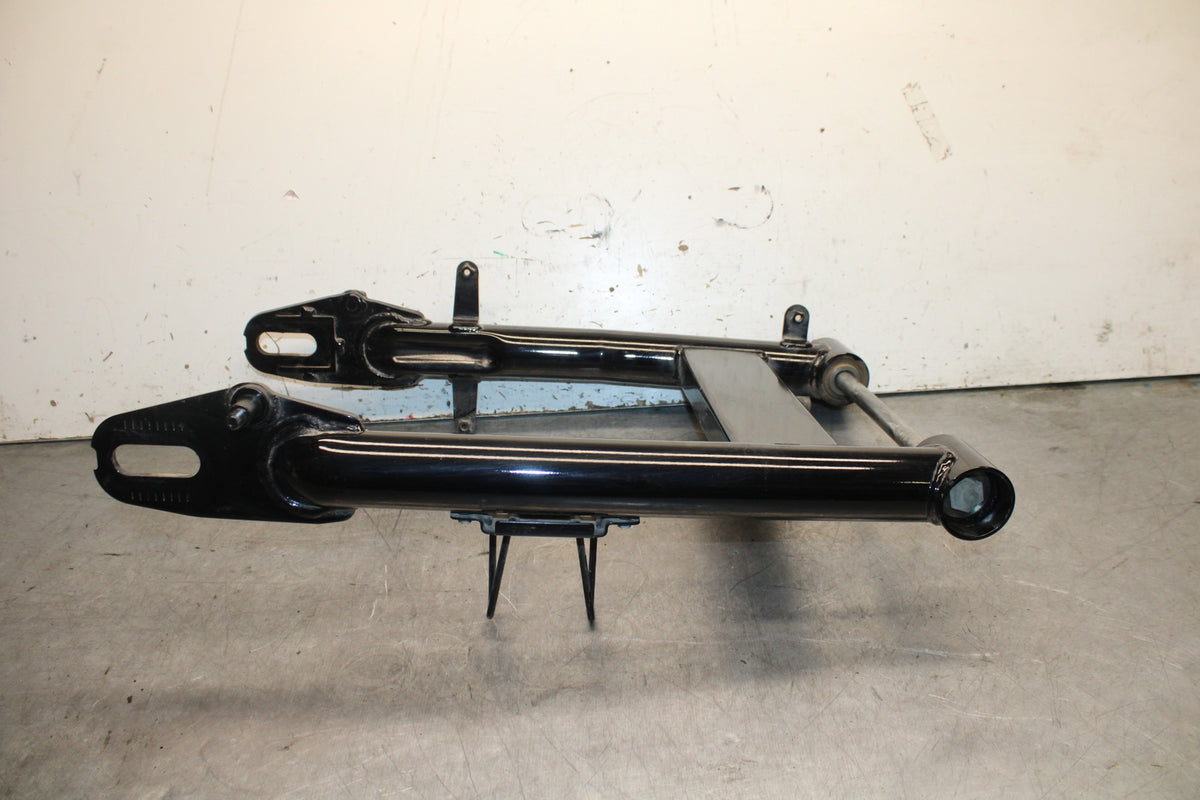 17-24 YAMAHA BOLT XVS950 REAR SWINGARM SUSPENSION ARM BB729