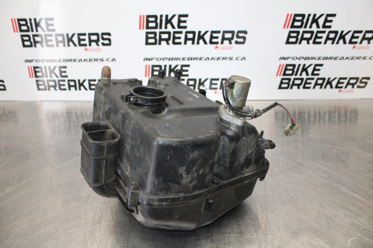 03 SUZUKI SV650S AIRBOX AIR INTAKE FILTER BOX BB167