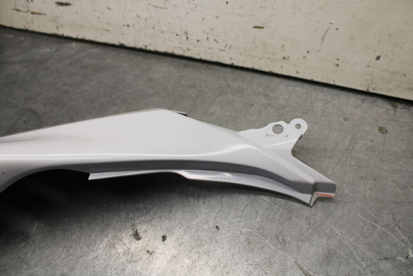 18-23 KAWASAKI NINJA 400 LEFT REAR BACK TAIL FAIRING COWL SHROUD BB660