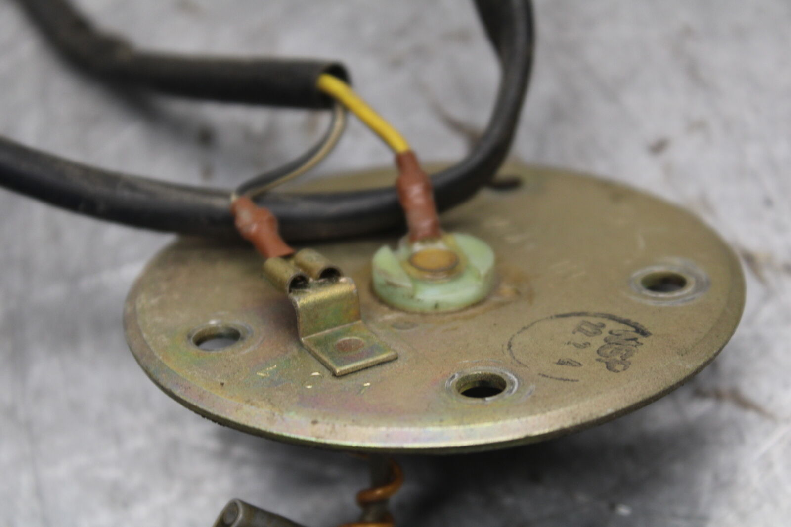 85-86 SUZUKI MADURA 1200 FLOAT GAS FUEL PETROL LEVEL SENDING UNIT  BB691