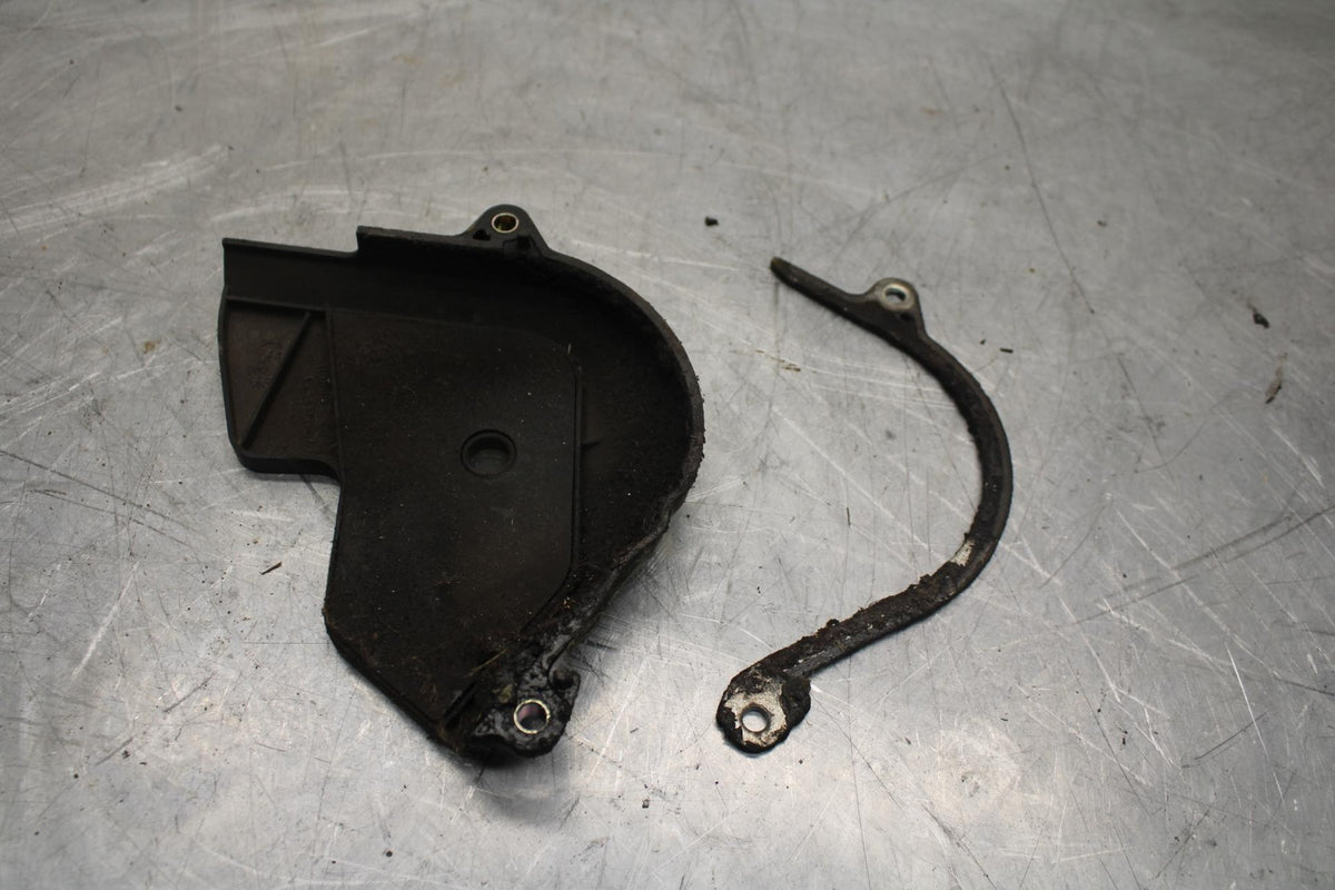 2003 Honda CBR600RR ENGINE SPROCKET COVER 11350-MEE-670 BB511