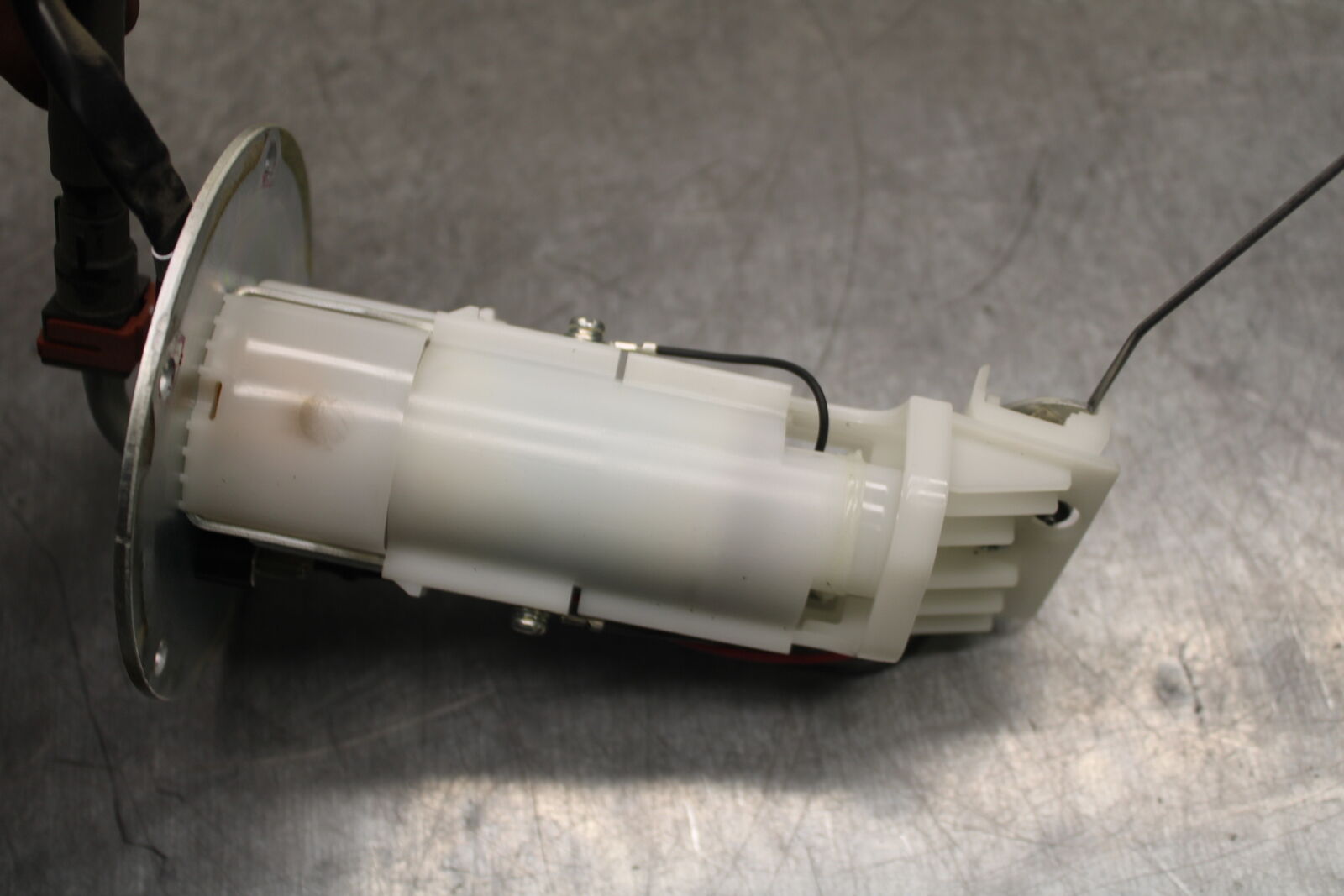 18-23 KAWASAKI NINJA 400 EX400 ABS FUEL PUMP GAS PETROL SENDER UNIT BB747
