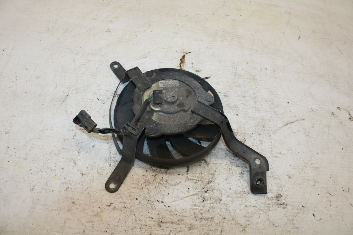 07-16 TRIUMPH STREET TRIPLE ENGINE RADIATOR COOLING FAN BB361