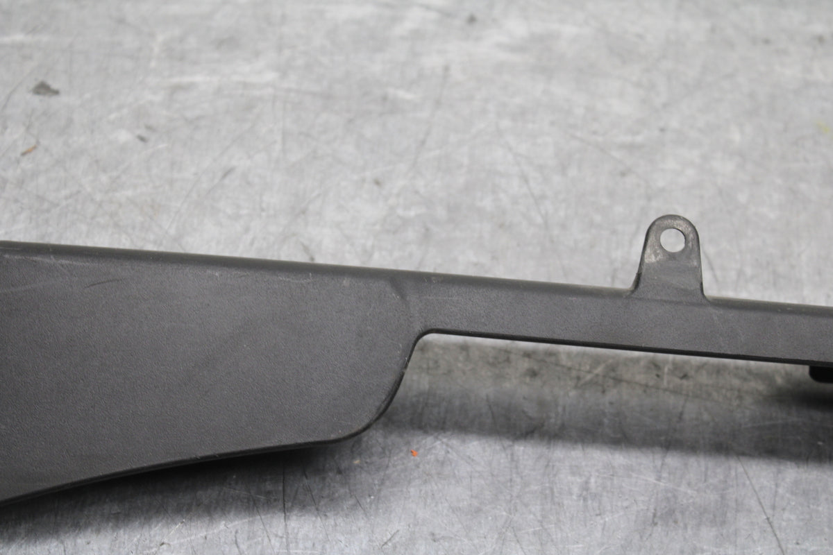 19-23 KAWASAKI NINJA ZX6R REAR BACK DRIVE CHAIN GUARD COVER SHIELD BB749