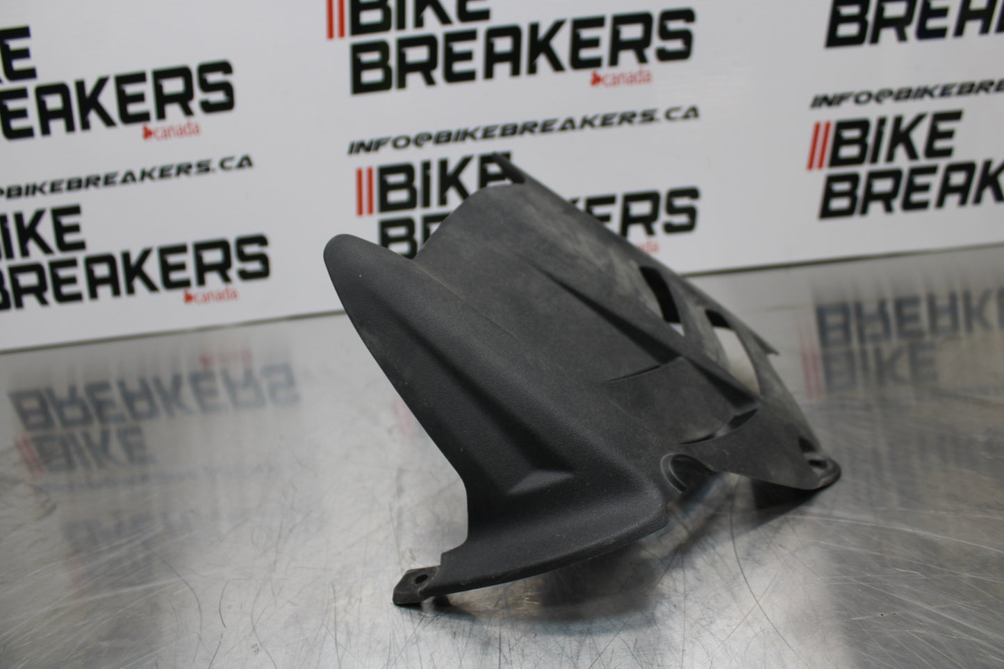 13-18 KAWASAKI NINJA ZX6R REAR BACK WHEEL TIRE HUGGER FENDER BB143