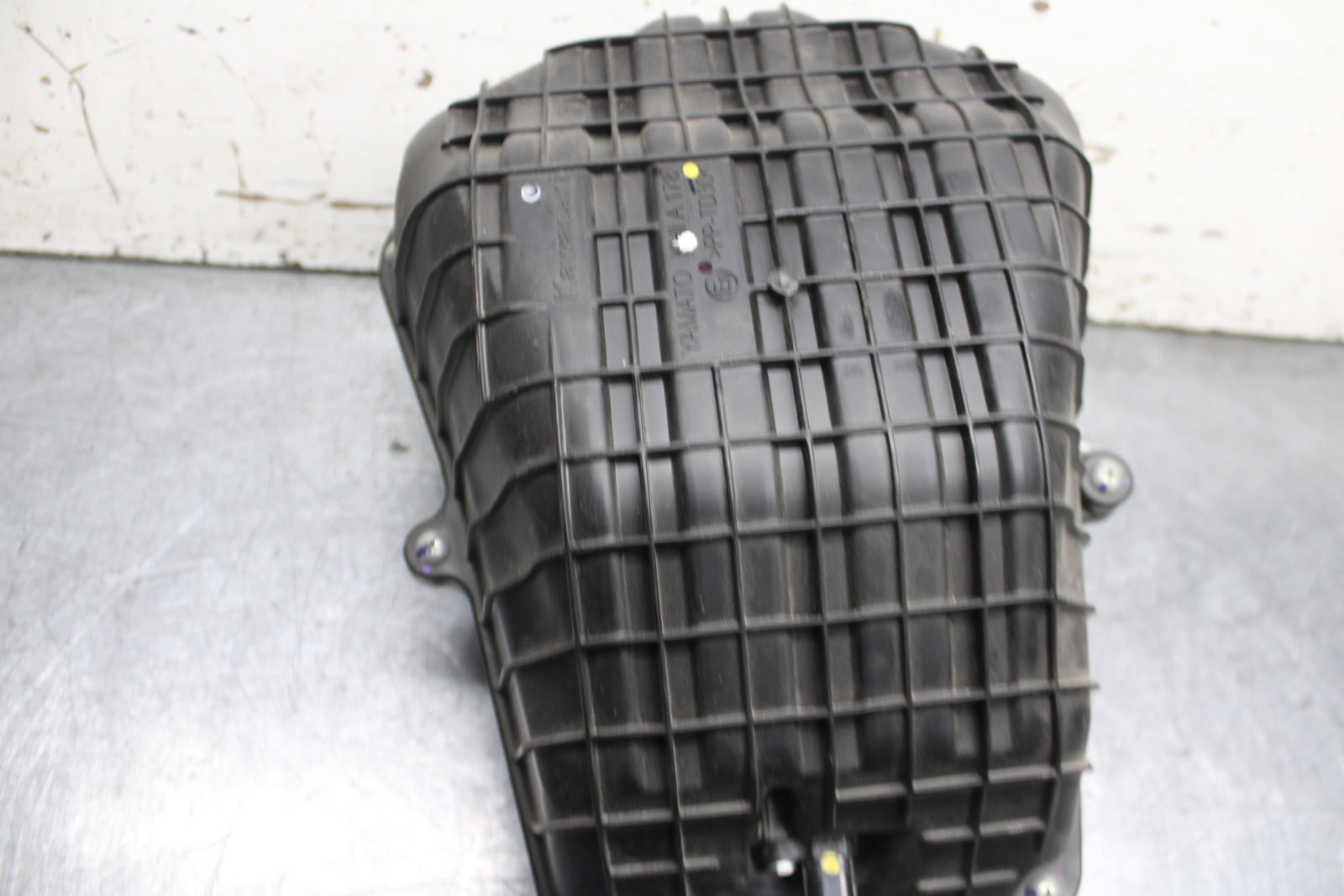 24 KAWASAKI NINJA 500 ABS AIRBOX AIR INTAKE FILTER BOX BB744