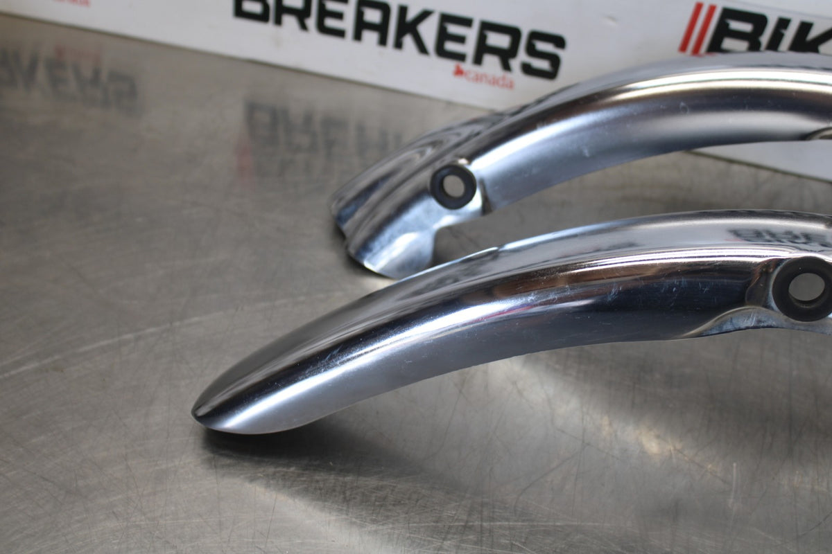 08 KAWASAKI VULCAN 1600 VN1600D NOMAD REAR FRAME SUBFRAME COVER GUARDS BB904