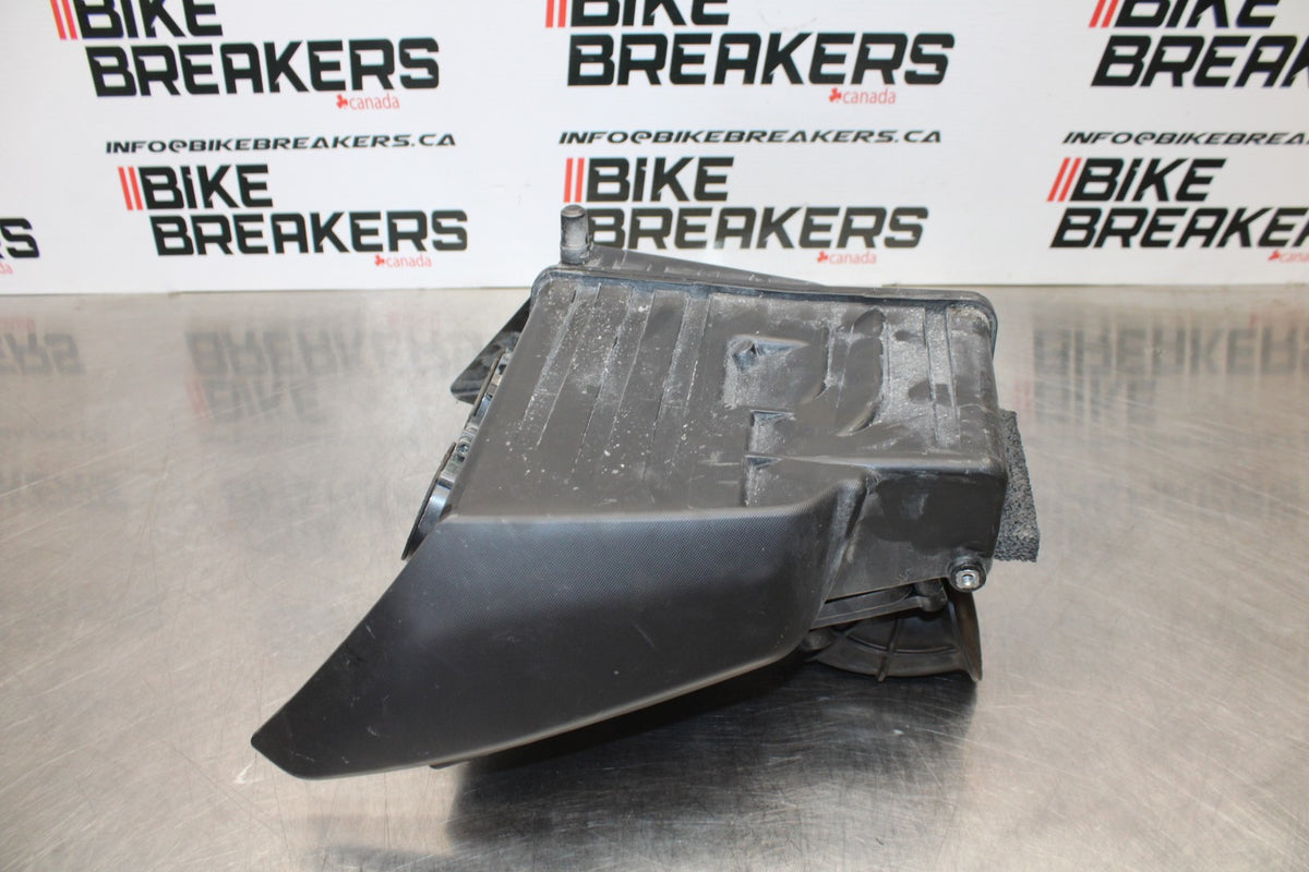 22-25 YAMAHA YZF R7 AIRBOX AIR INTAKE FILTER BOX BB182