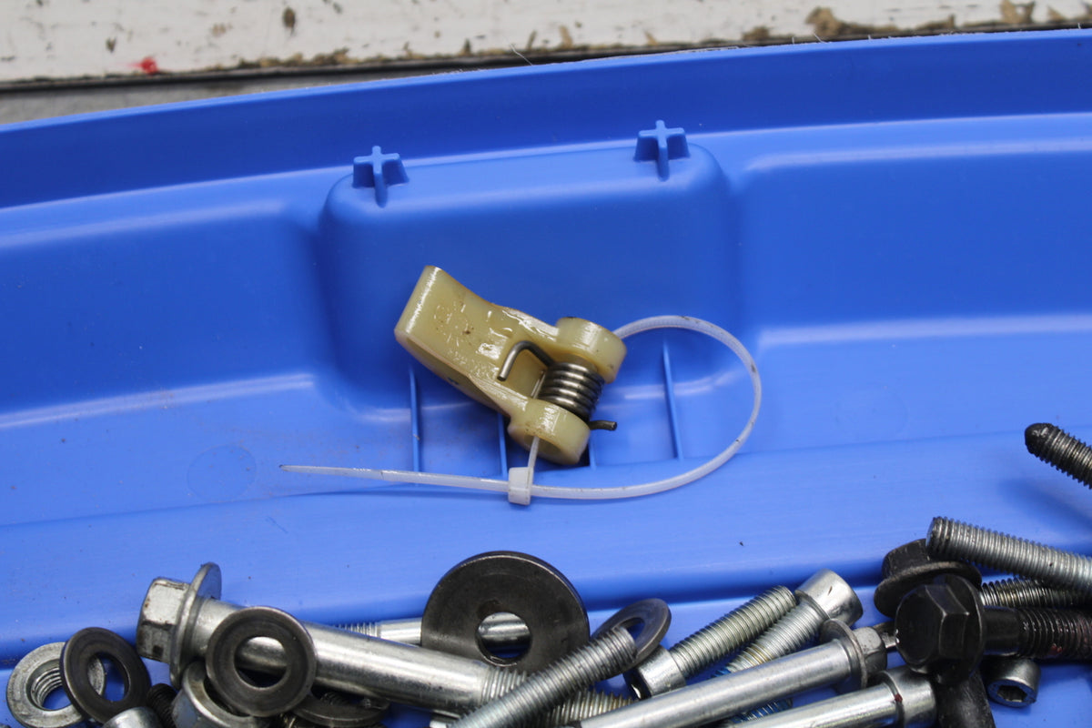 22-24 INDIAN CHIEF BOBBER DARK HORSE MOUNTING BOLTS HARDWARE MOTOR SCREWS BB717