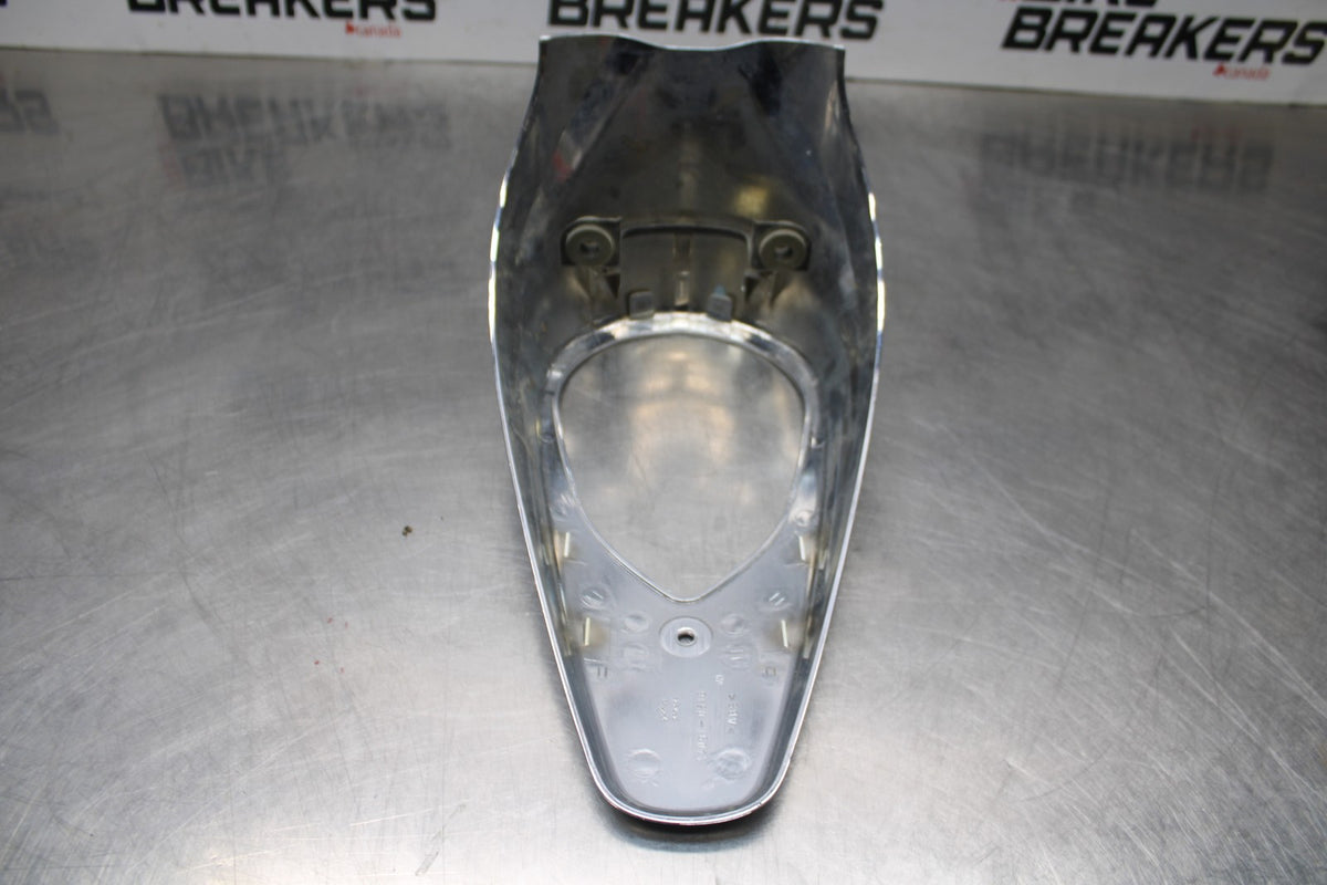 07-25 KAWASAKI VULCAN 900 VN900D CLASSIC LT GAS TANK CAP COVER TRIM PANEL BB842