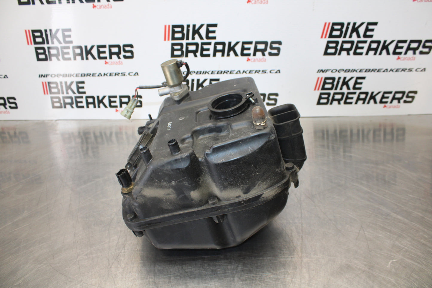 03 SUZUKI SV650S AIRBOX AIR INTAKE FILTER BOX BB167