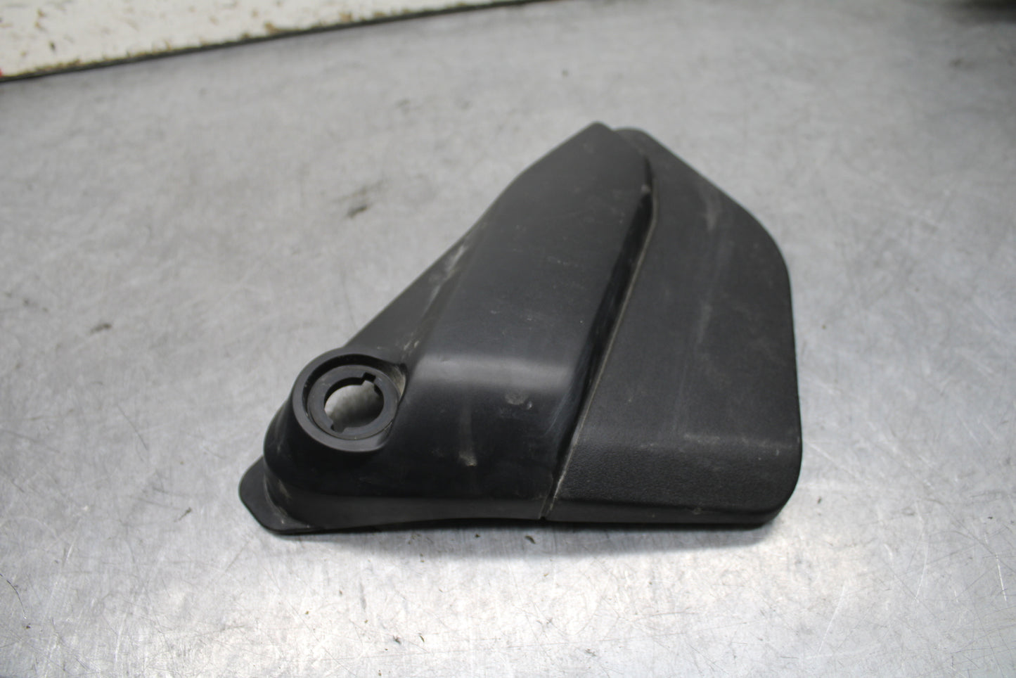 17-24 YAMAHA BOLT XVS950 LEFT SIDE COVER PANEL COWL FAIRING BB729