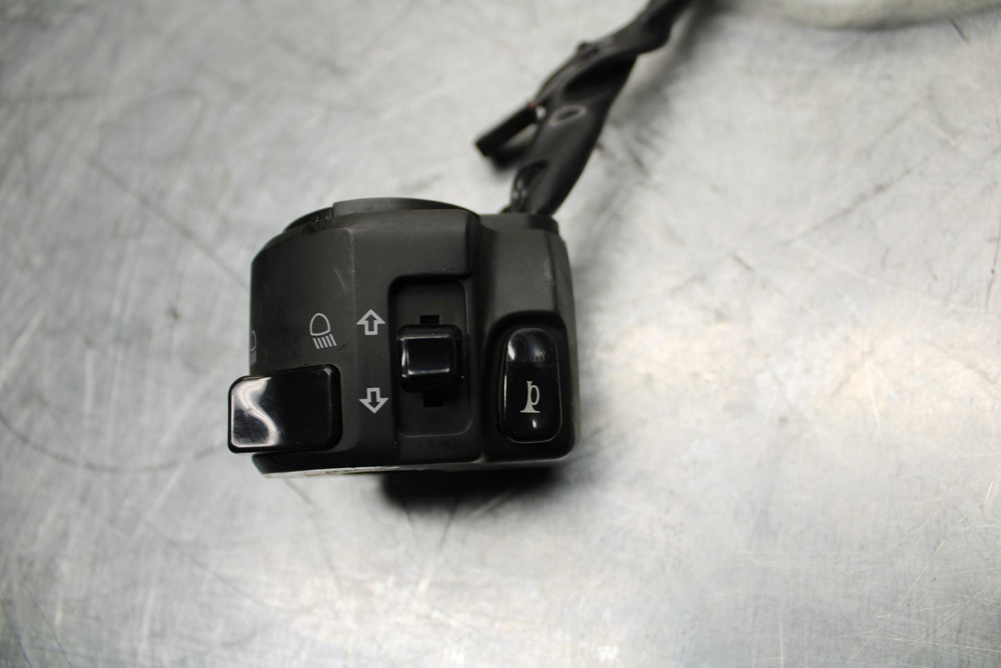 10-13 KAWASAKI Z1000 LEFT CLIP ON HANDLE HORN SIGNALS SWITCH SWITCHES  BB421