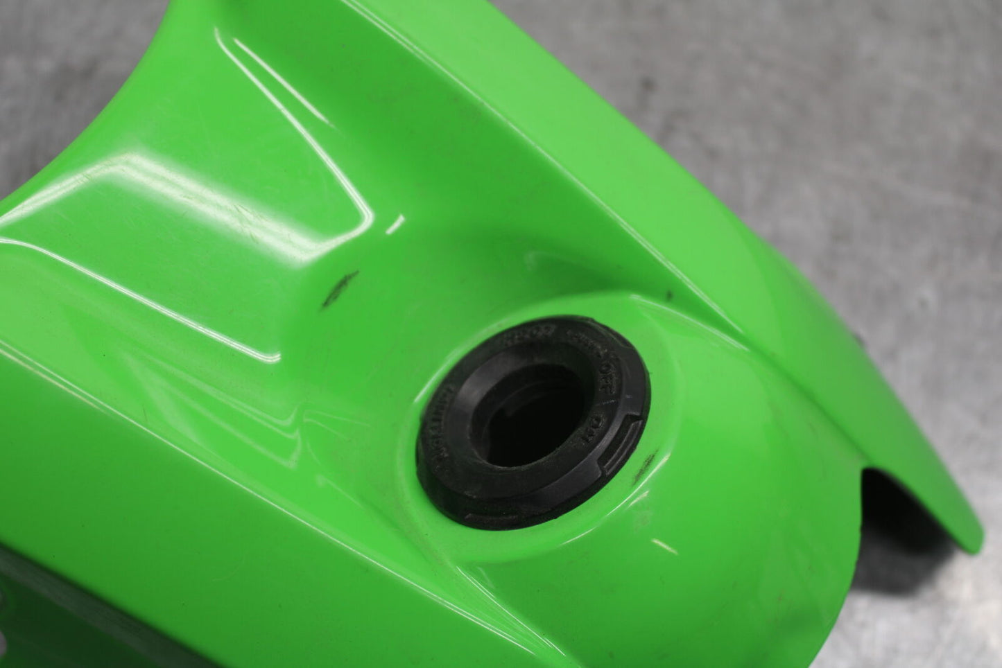 18-24 KAWASAKI NINJA 650 IGNITION TRIM PANEL COVER BB725